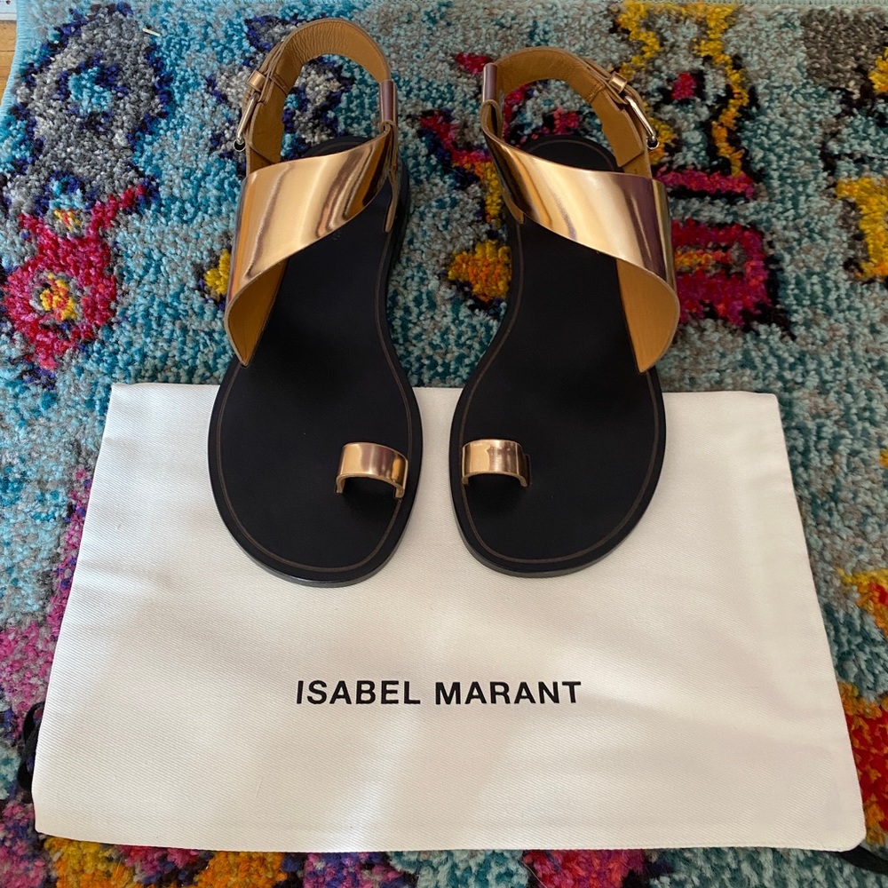 New. Isabel Marant Laminated Sandals in Rose Gold. Size 36. 100% Cow leather.